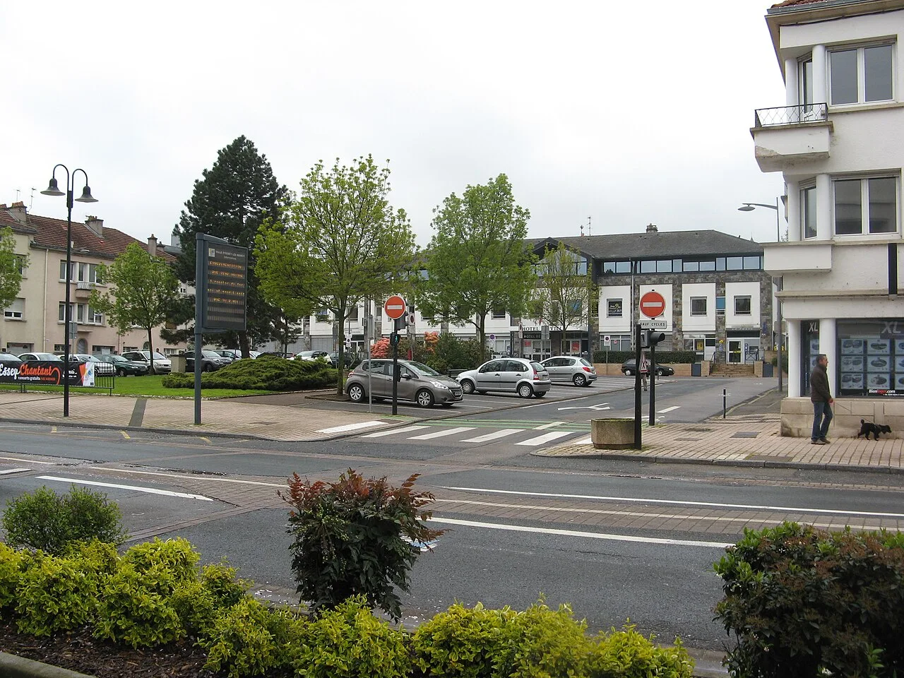 Place de la République à Essey-lès-Nancy, en 2016